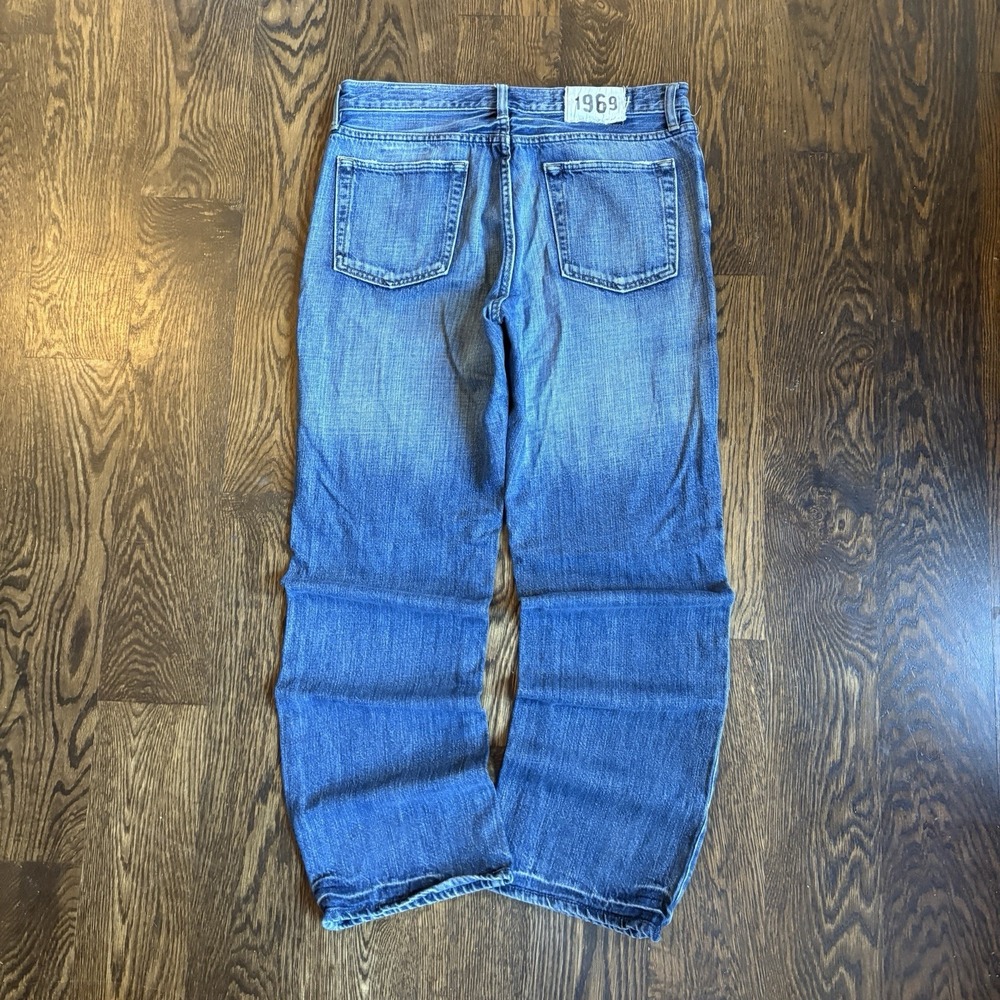 Gap 1969 Premium Jeans Mens 33x32 Standard Straight Fit Medium Wash Blue Denim